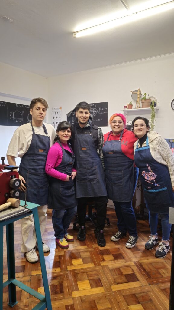 La Escuela 3